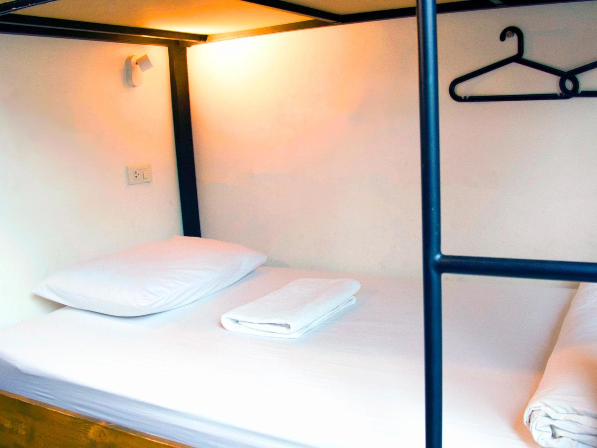 Holy Sheet Hostel Bangkok Oda fotoğraf